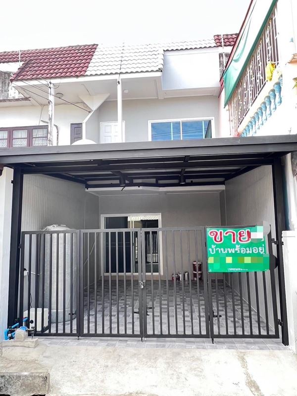 ขายทาวน์เฮ้าส์ หมู่บ้านร่มเย็น คลอง2 ลำลูกกา11 อ.ลำลูกกา จ.ปทุมธานี 16 ตร.ว. 2 ห้องนอน